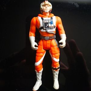 Vintage 1995 Luke Skywalker xwing pilot action figure. Kenner fair condition